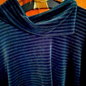 Cowl neck velour tunic.